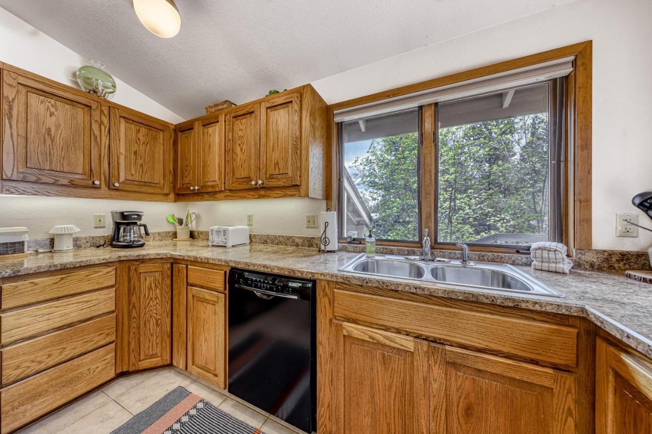 6 Red Cedar Villa Sunriver Exterior photo